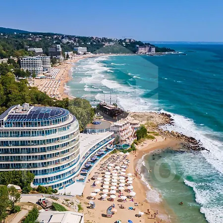 Sirius Beach And Spa فندق