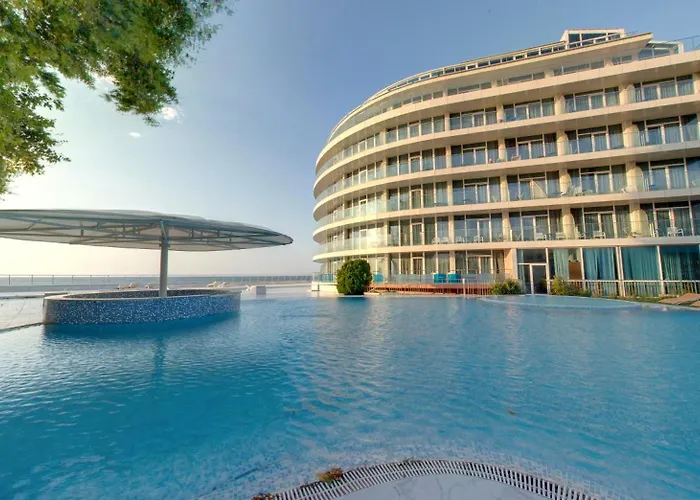 酒店 Sirius And 4*