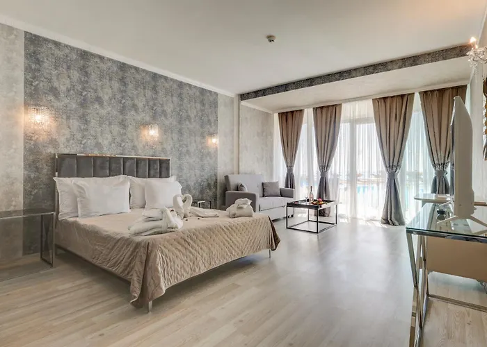 酒店 Sirius And 4*